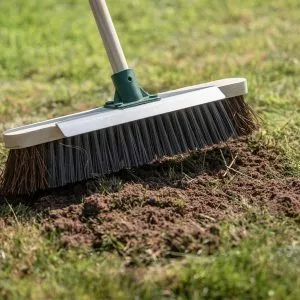 lawn and turf dressing westland in use