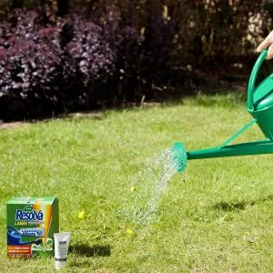 Resolva Lawn Weedkiller Extra Liquid Shots in use