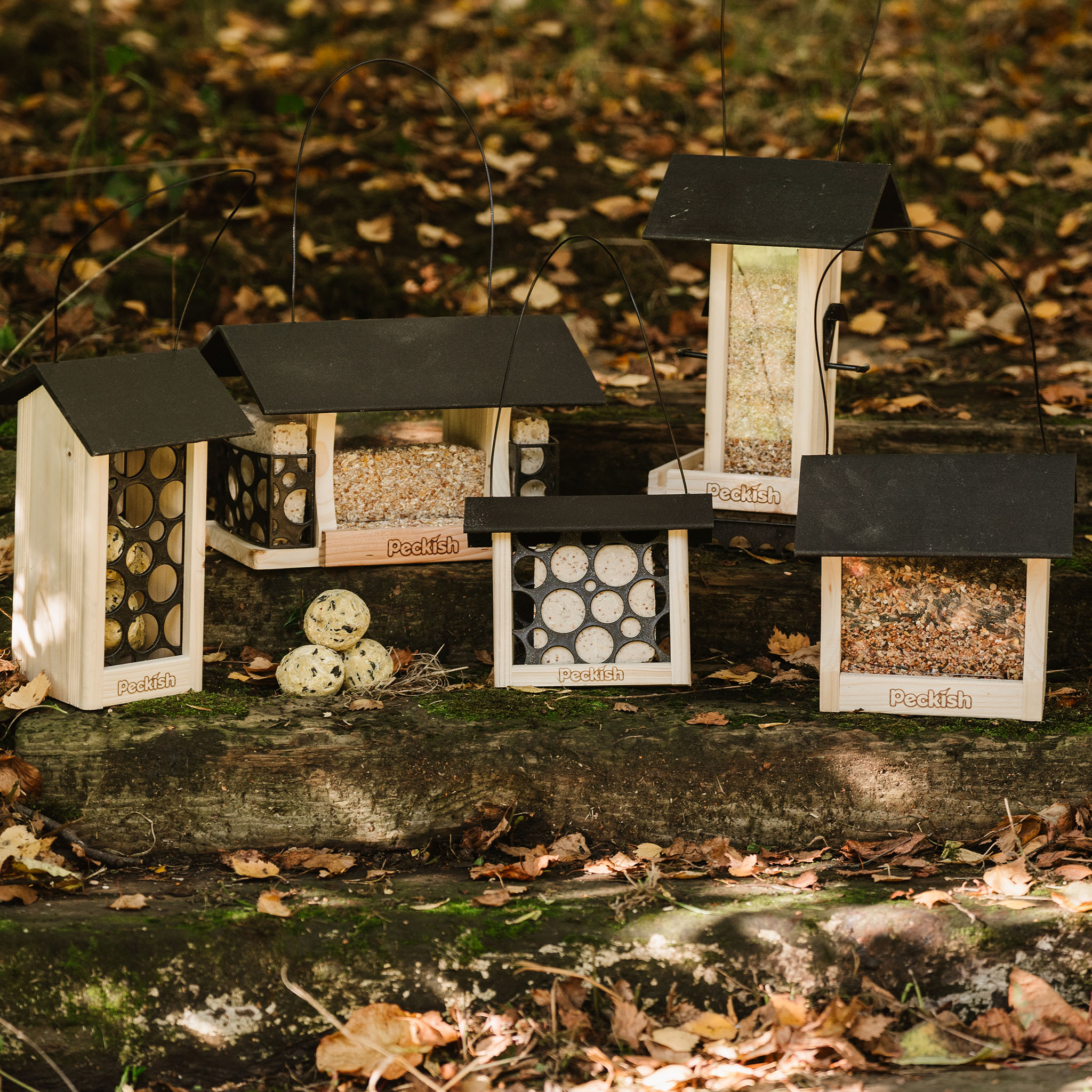 peckish woodland feast feeder range christmas gift