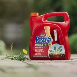 Resolva path & patio 3 litre ready to use in use