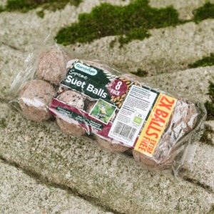 Gardman Supreme Suet Balls 8 Pack