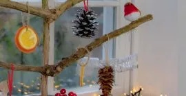 How to make a Christmas tree decoration