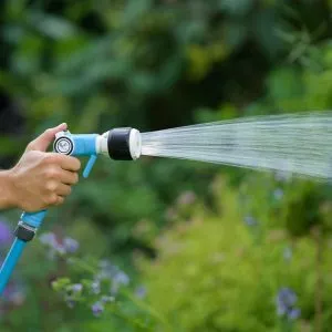 activ spray gun in use