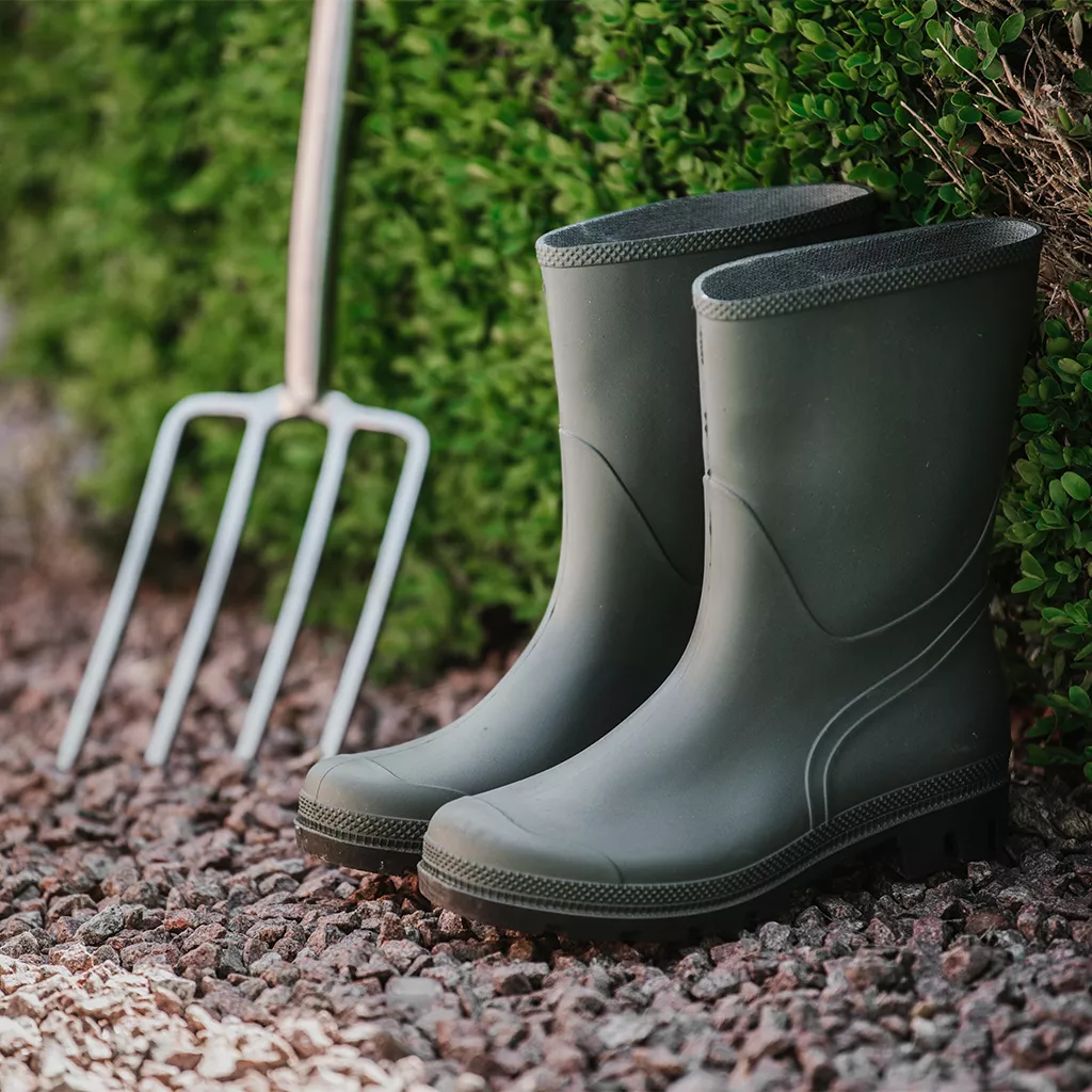 half length wellington boots