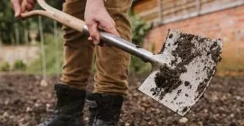 kent & stowe digging spade lifestyle