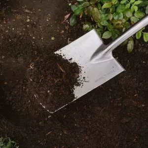 kent & stowe digging spade lifestyle