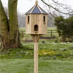 Gardman Supreme Ascot Dovecote lifestyle