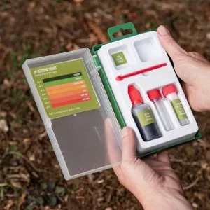 soil ph testing kit in use