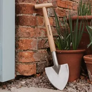 perennial spade kent and stowe