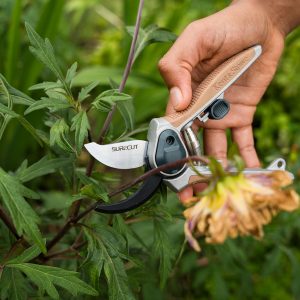 kent and stowe garden life all purpose mini secateurs lifestyle