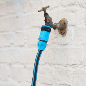 Flopro Cobra Expanding Hose Set on tap